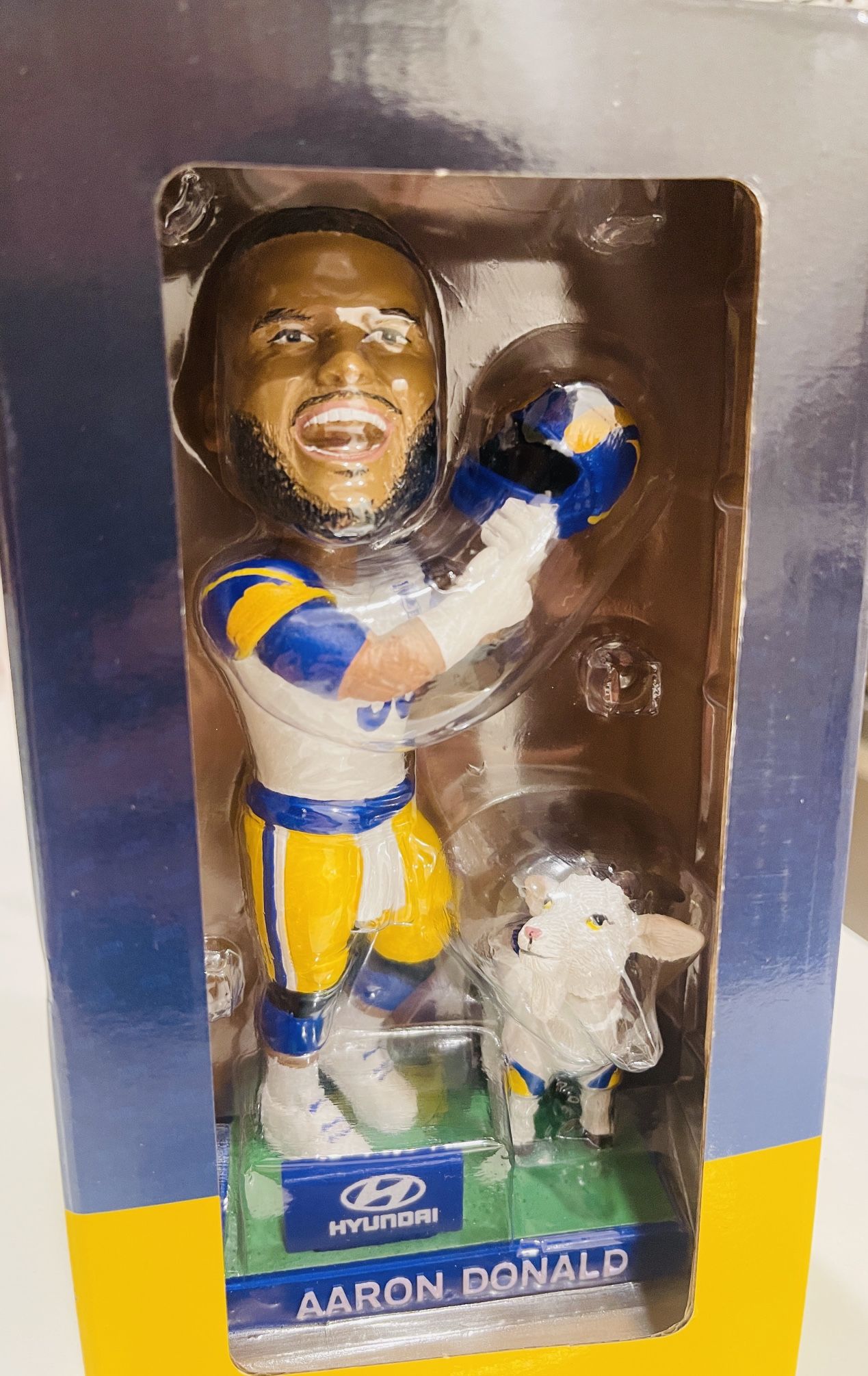 AARON DONALD フィギュア G.O.A.T. ボブルヘッド カテゴリー 【公式通販】