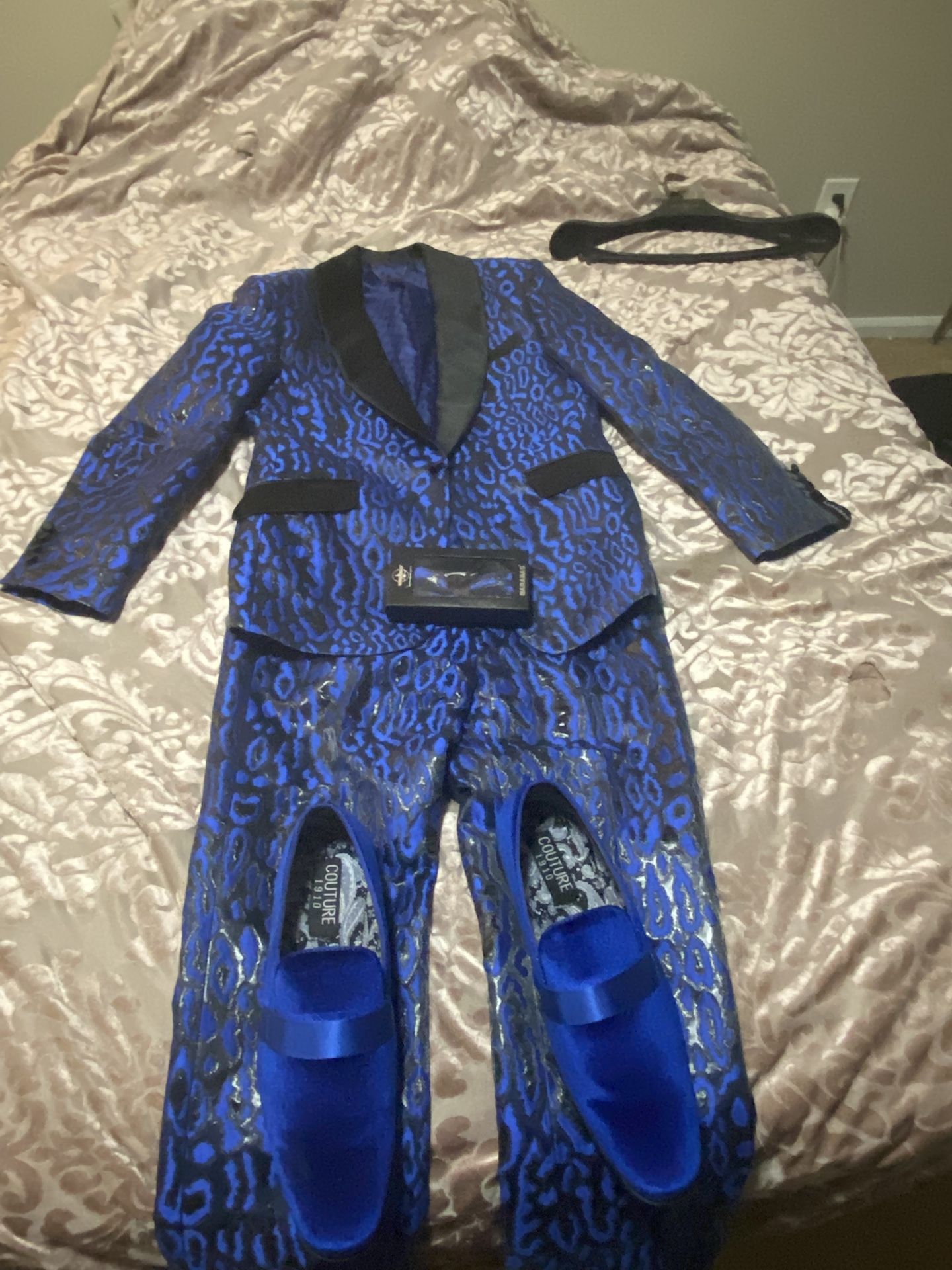 Blue Cheetah Print Style Suit