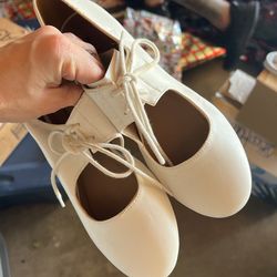 7 1/2 Brand New Sandals