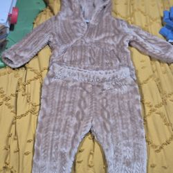 Trajesito Calientito..San Bernardino California 