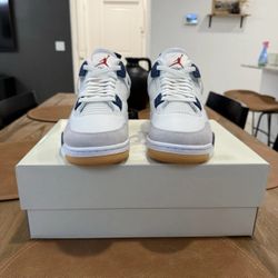 Nike SB x Air Jordan 4