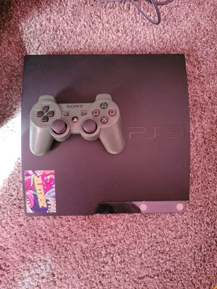 PS3 Slim With Evilnat CFW And 1 Remote.