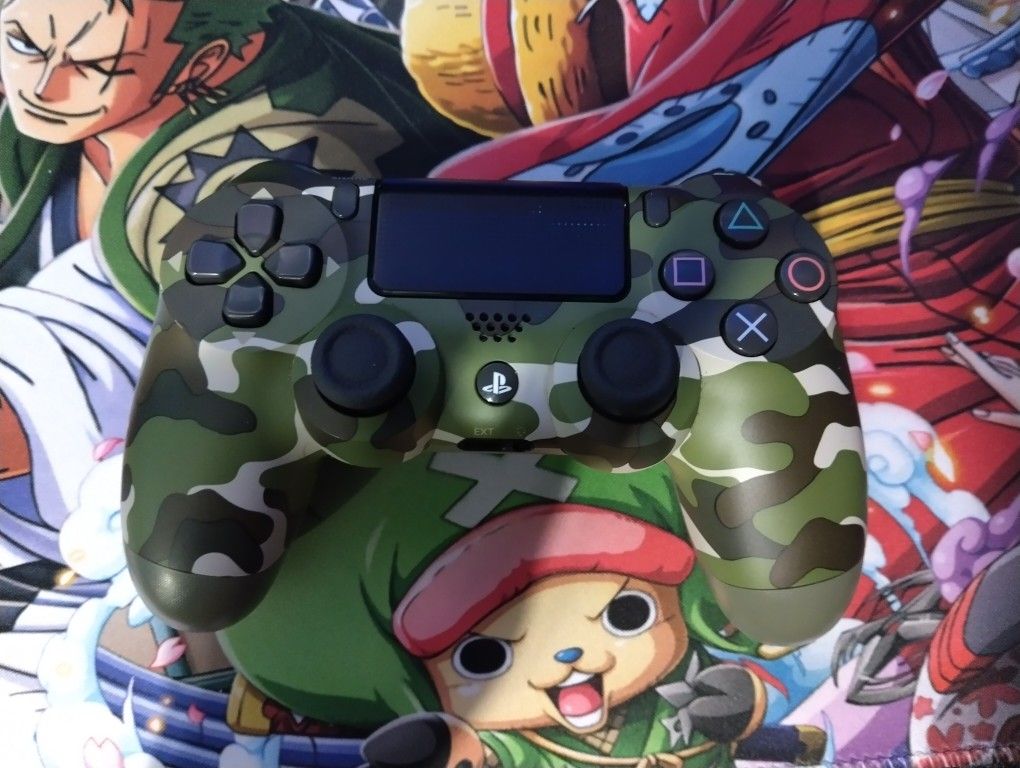 Dualshock 4/PlayStation 4 Controller (Read Description)