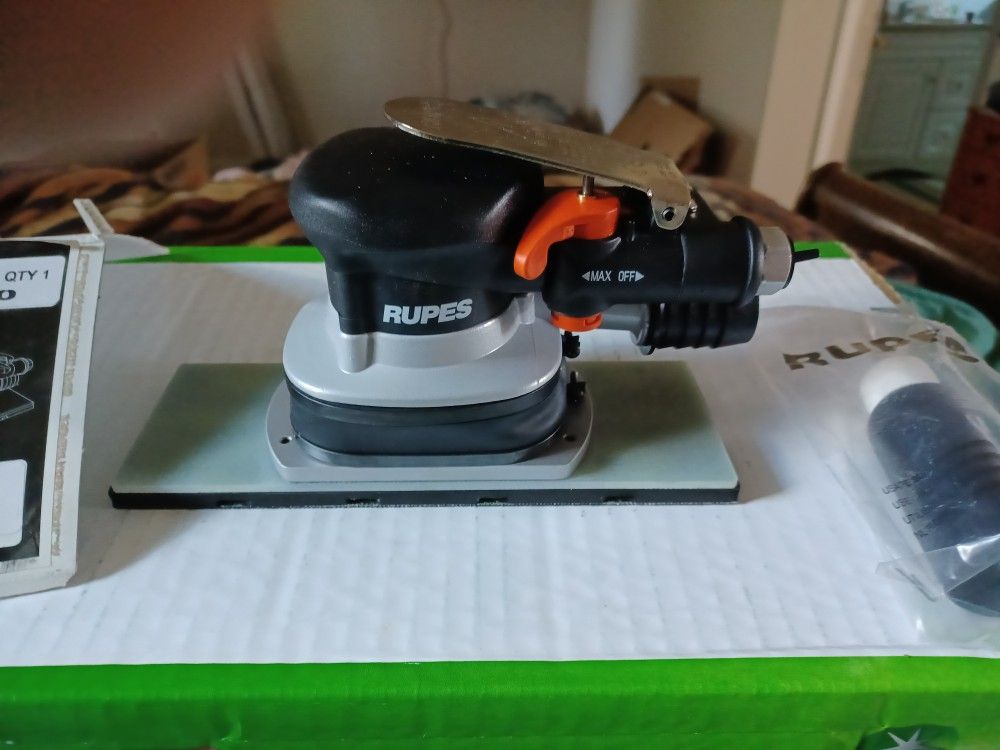 RUPES PNEUMATIC ORBITAL SANDER