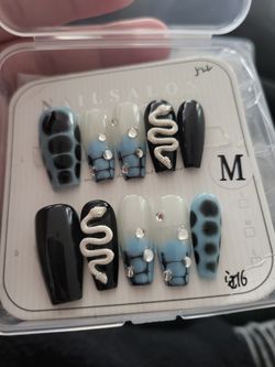 Press On Fake Nails