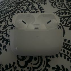 AirPod Pros Like New