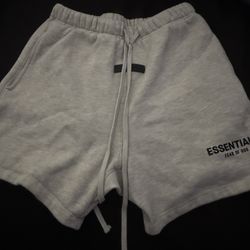 Light Oat Essential Shorts