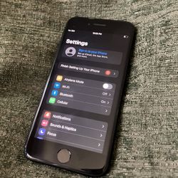 Apple iPhone SE 3rd Generation 