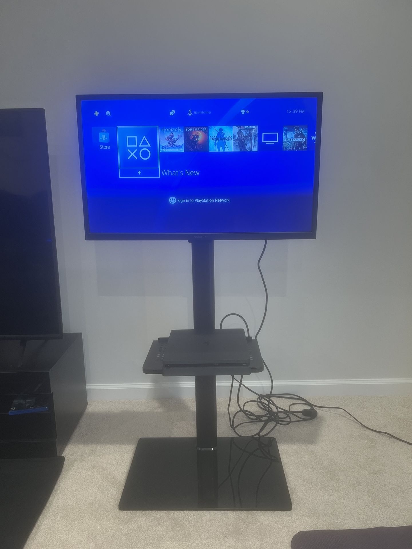 (2)-32in Insignia Tvs and Stands