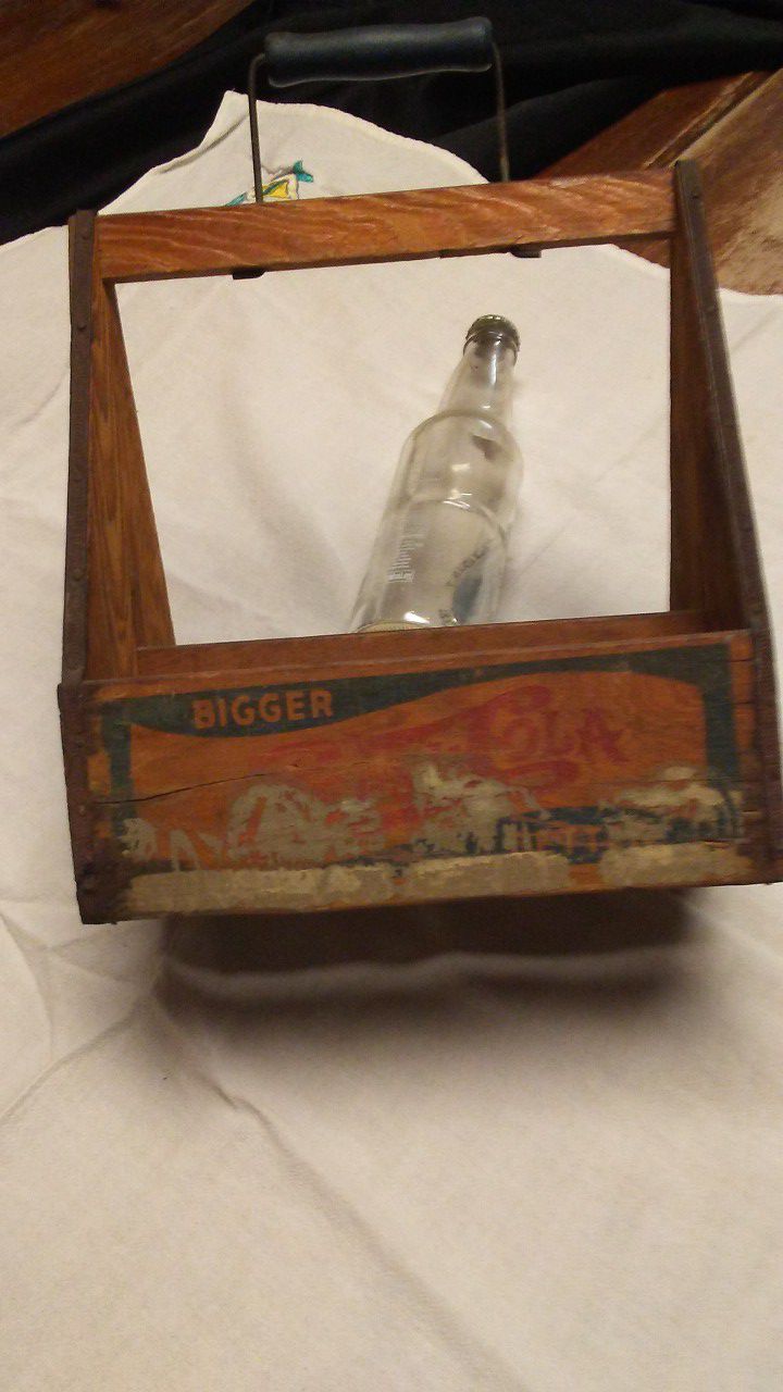 Antique wooden Pepsi Cola bottle carrier