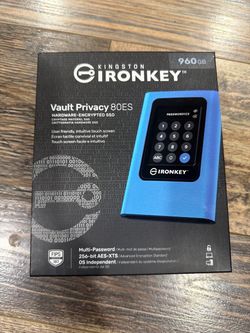Kingston IronKey Vault Privacy 80 960GB External SSD
