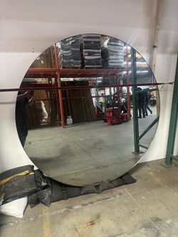 71in Round Mirror