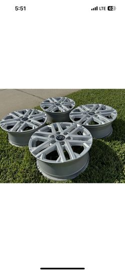 2024 TOYOTA TUNDRA OEM 18in WHEELS  
