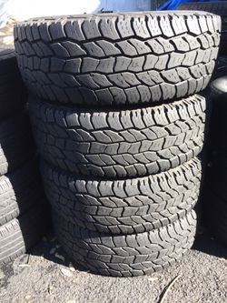 31x10.5x15 cooper discover set of used tires in great condition 70-80% tread 250$ for 4 . Installation and balance available, wheel alignment availab