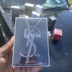 Black O P I U M