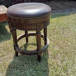 Swivel Bar Stool