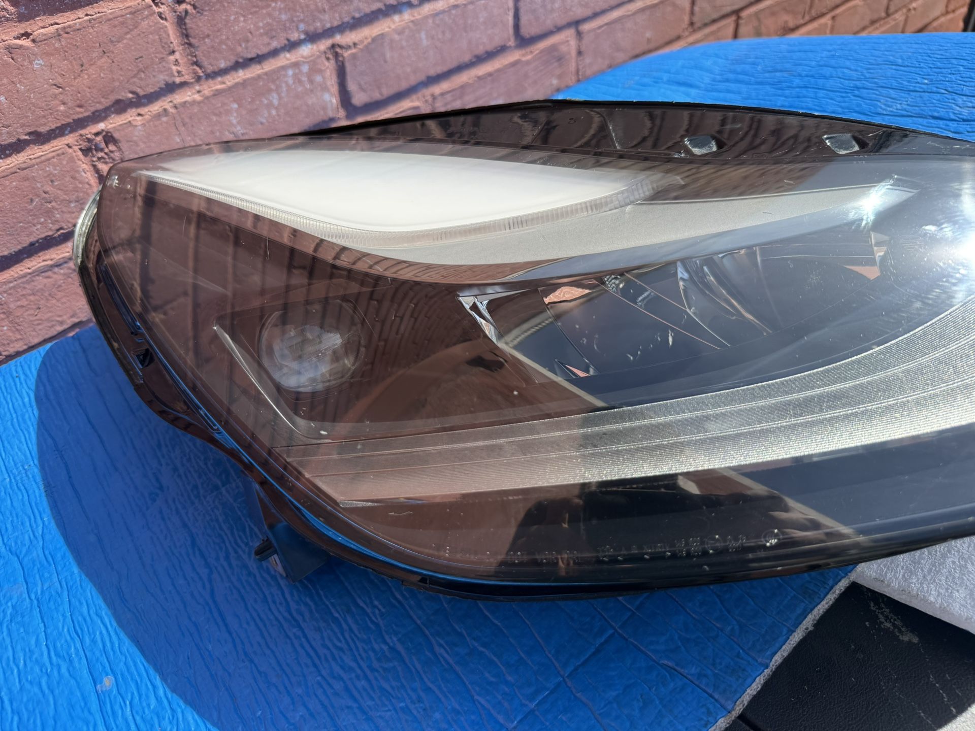 2020 2021 2023 Tesla Model 3 Headlight RH