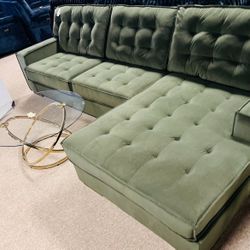 Stunning Cozy Stylish Sectional 