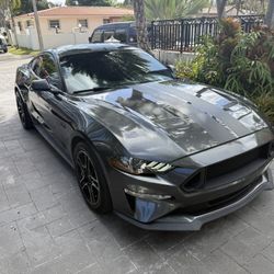 2019 Mustang Eco Boost Premium 