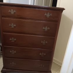 5 Drawer Dresser.