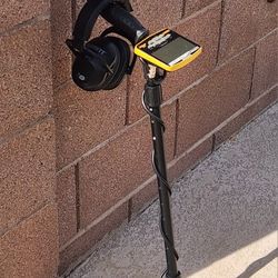 Pre-Loved Garrett Ace Apex Metal Detector With Extra Raider Coil And Wireless Headphones - VGC