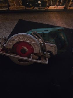 Makita saw tool only no battery or charger