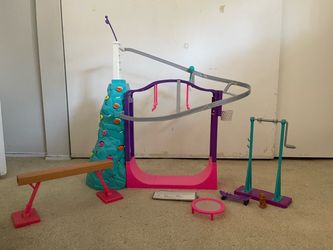 Barbie toys : climbing, skateboarding, gymnastics!!!