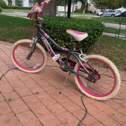 Girl’s Bike 