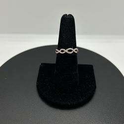 BRAND NEW 14KR .27CTW Infinity Anniversary Band