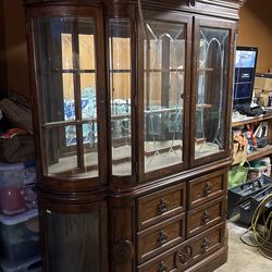 Hutch Buffet