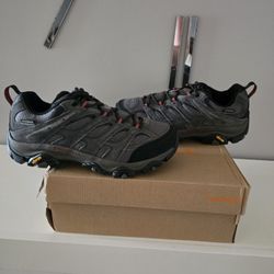 Merrell Moab 3 Waterproof Hiking Shoe Size 9.5W/8M