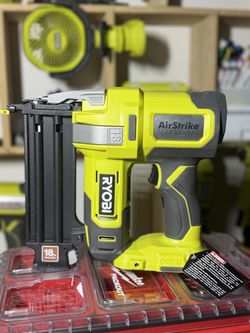 RYOBI ONE+ 18V 18-Gauge Cordless AirStrike Brad Nailer (Tool Only)