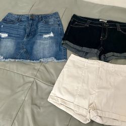 Women Shorts & Skirt