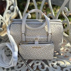 Michael Kors Purse And Wallet