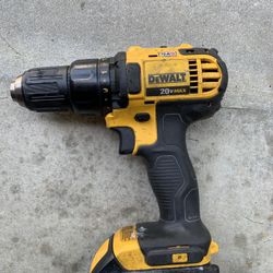 Dewalt Drill With Battery 