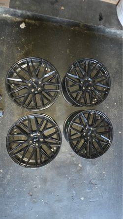 Niche Gamma 19” black