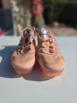 Nike VaporMax 2019 Bleached Coral Wmns Size 10