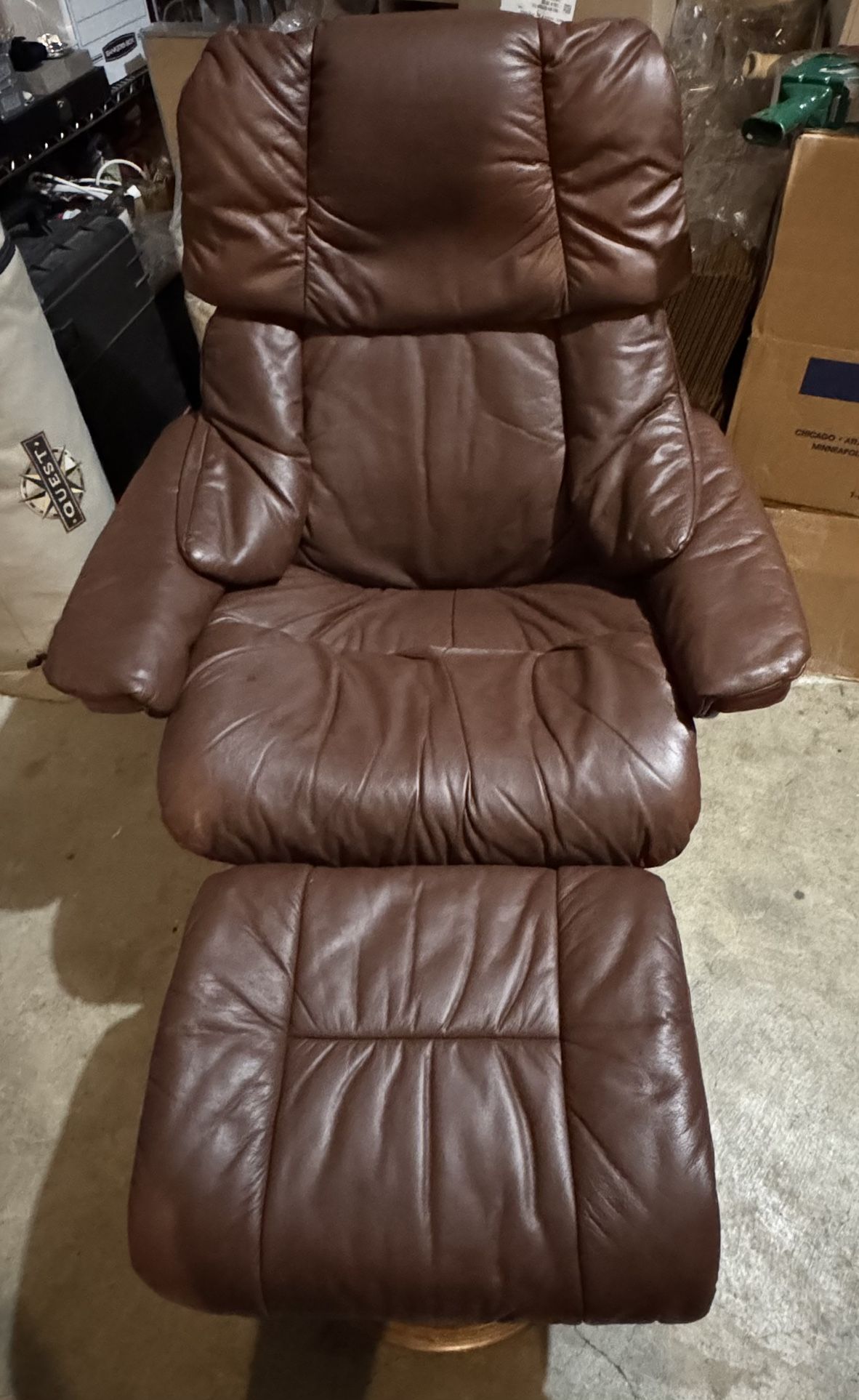 Ekornes Stressless Reno Leather Chair And Ottoman
