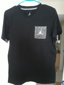 Boys XL Michael Jordan v-neck tshirt