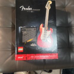Lego 21329 Fender Stratocaster Sealed