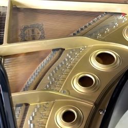 Yamaha C3 Conservatory Grand Piano  Made in Japan 1982