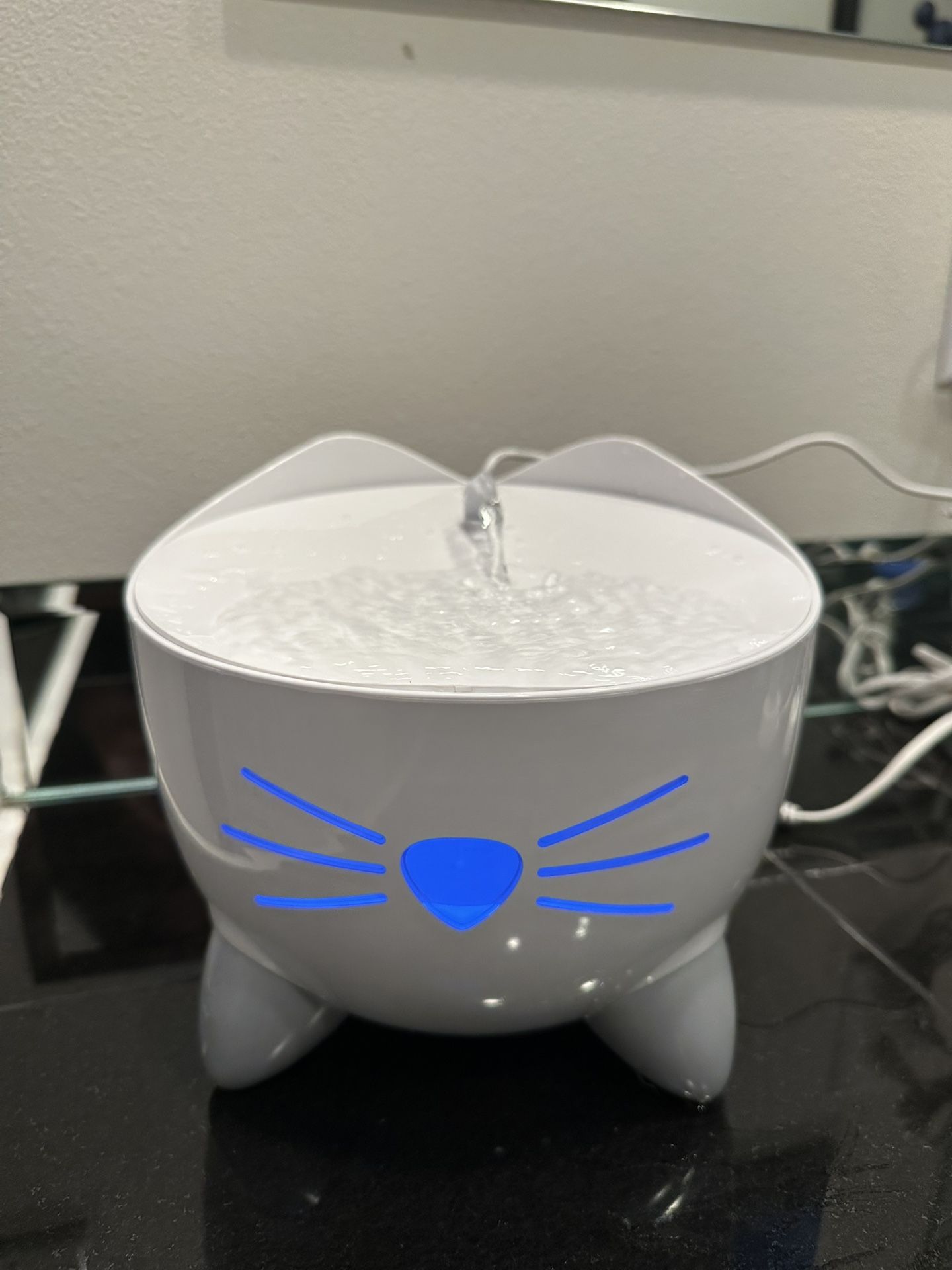 Catit PIXI Water Fountain