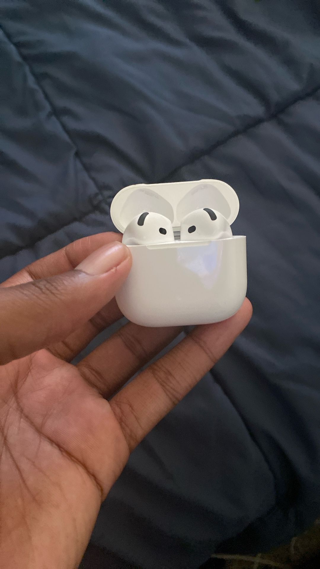 Airpod 4s