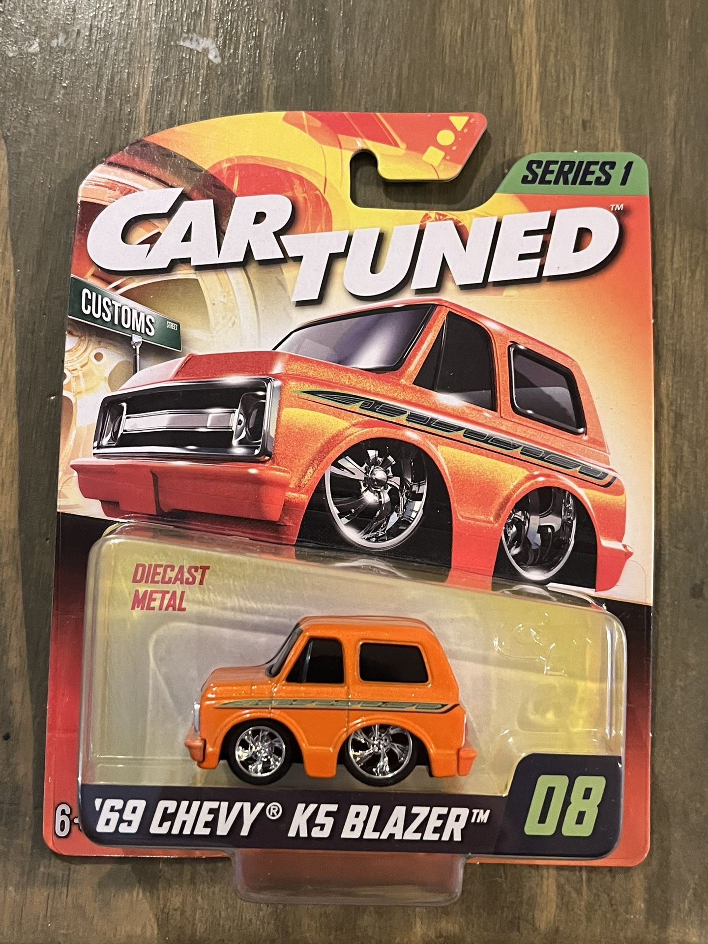 MGA Car Tuned Series 1 69 Chevy K5 Blazer Custom 
