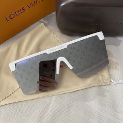  White Sunglasses With Monogram Print 