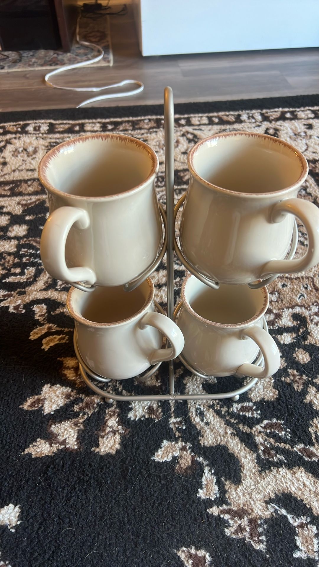 Mugs + Stand