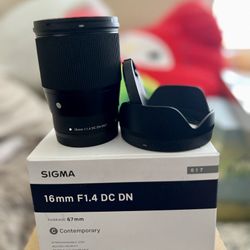 Sigma EF-M 16mm F1.4  Canon Like New