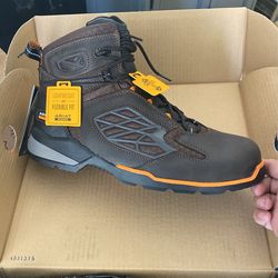 Ariat Boosts