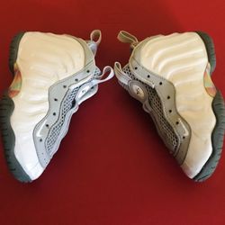 Nike Little Posite One 'Rainbow Pixel' Sz 10.5C