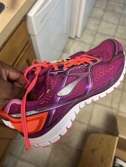 Women’s Brooks 